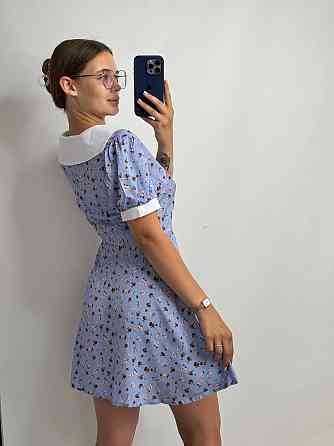 Жіноча сукня з штапелю з білим комірцем Блакитний з квітами M-L Харків