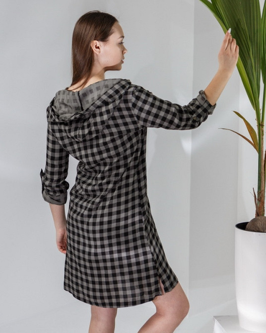 Женская туника с капюшоном в клетку Nicoletta 92140 Темно-серый, M Киев - изображение 2