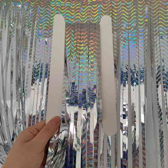 Дождик для фотозоны с блестящей голограммой 2 м на 1 м серебристый Киев