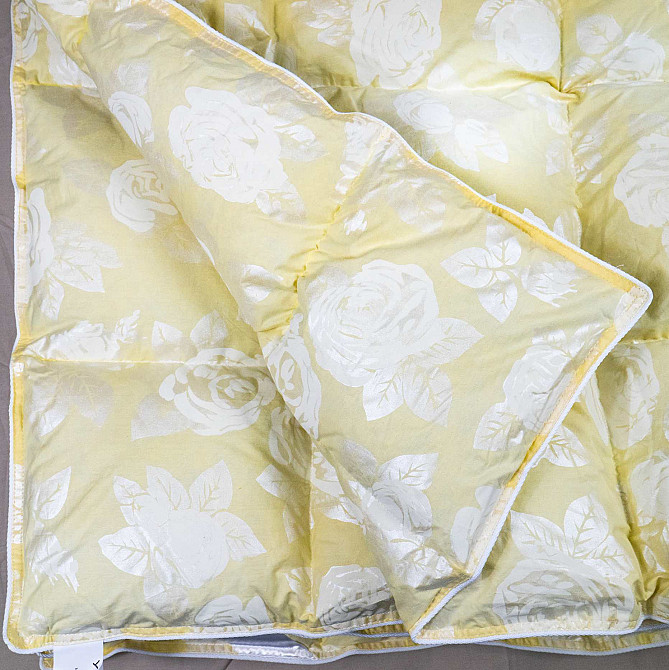 Полупуховое полуторное одеяло YouStar 50% пух 50% перо, размер 145х205 см (Бежевый) Сумы - изображение 7