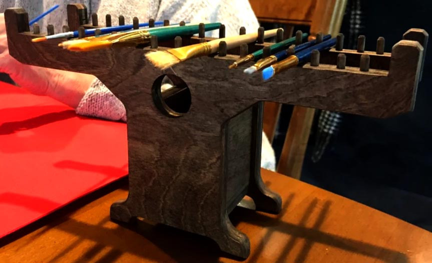 Органайзер для кистей 