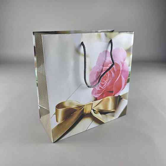 Пакет паперовий подарунковий квадратний 23*24*10 (артKV-072) (12 шт.) Харків