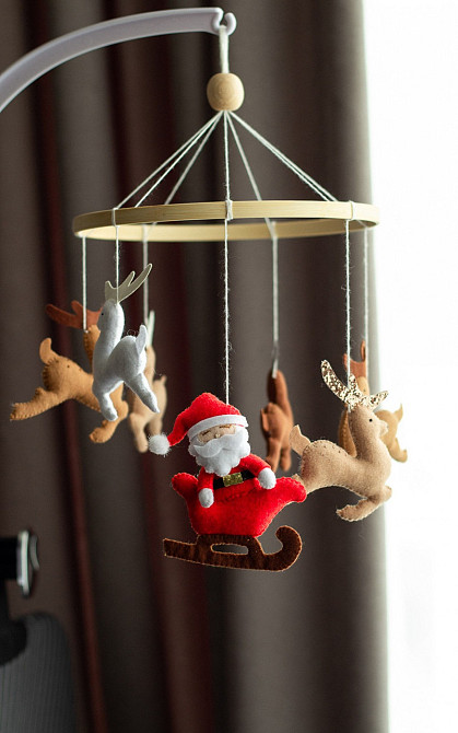 Дитячий мобіль на ліжечко для немовлят WooolyWool «Санта» Київ - фото 7