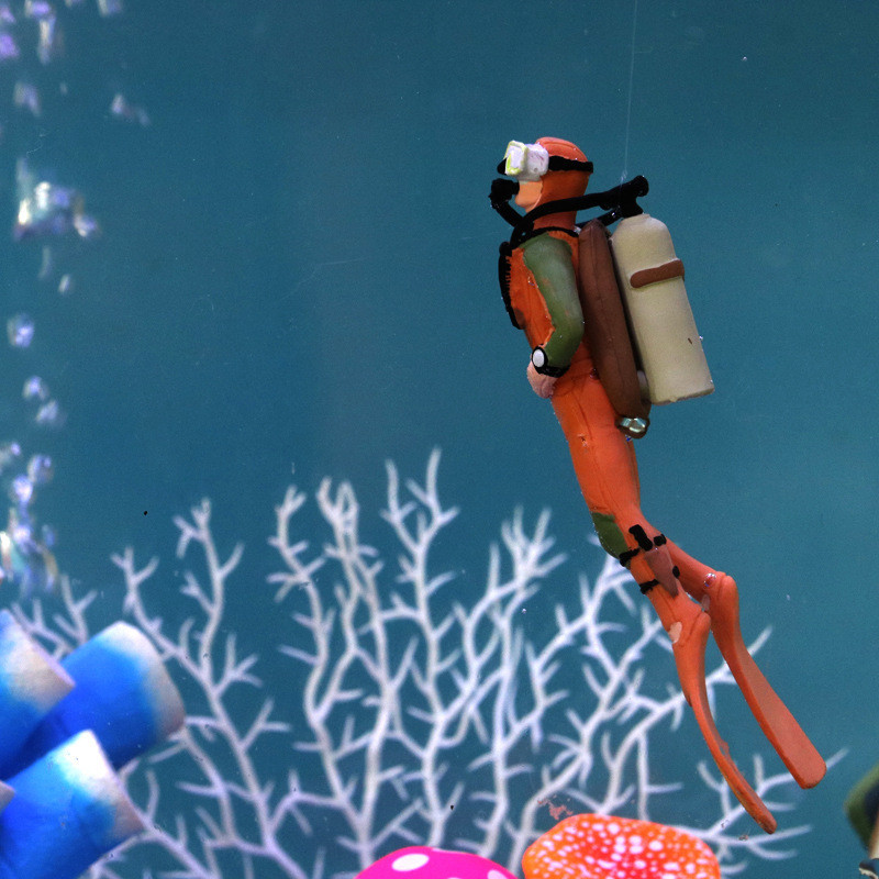 Водолаз декор в аквариум 125 на 40 мм оранжевый Киев - изображение 1