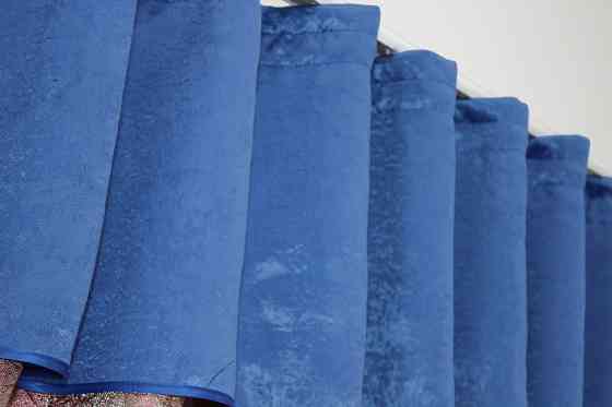 Кухонные шторы VR-Textil № 073к с ламбрекеном и подхватами розово-золотистый с синим 260х170 см (52-0379) Киев