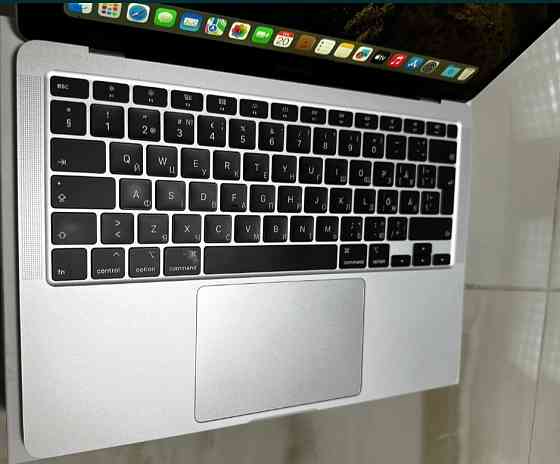 Ноутбук: MacBook Air 13 (2020) i5 / 8/500Gb. Киев