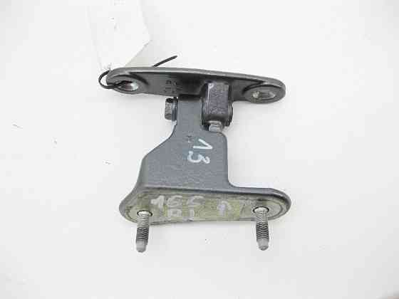 Mercedes-Benz  A1667300137 Петля задніх лівих дверей верхня ML/GLE W166 GL/GLS X166 Одеса