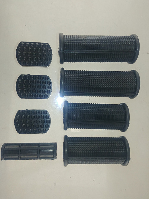 Комплект резинок (тюнинг) (подножки, педали тормоза, ножек) МТ, ДНЕПР Мукачево - изображение 1