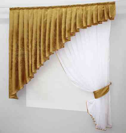 Кухонный комплект VR-Textil № 039к шторка с ламбрекеном белый с золотистым 180х170 см (52-0524) Киев