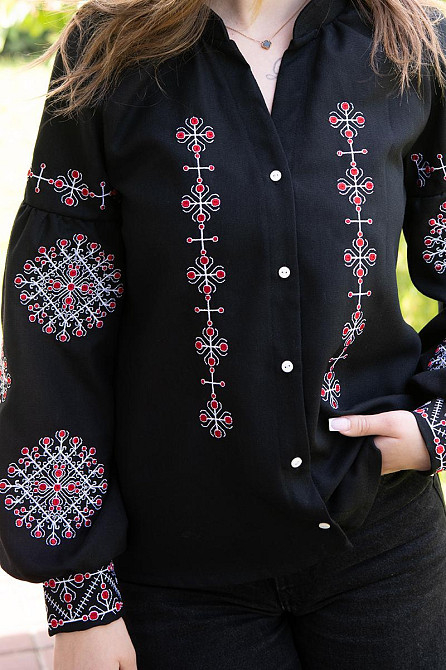 Жіноча вишиванка-сорочка з довгим рукавом лляна топ Київ - фото 2