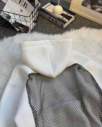 Жіноче худі з сіточкою на спині Одеса