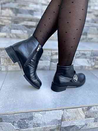 Жіночі черевики D and V чорні натуральна шкіра 36р.37р.39р. (2130) Коломия