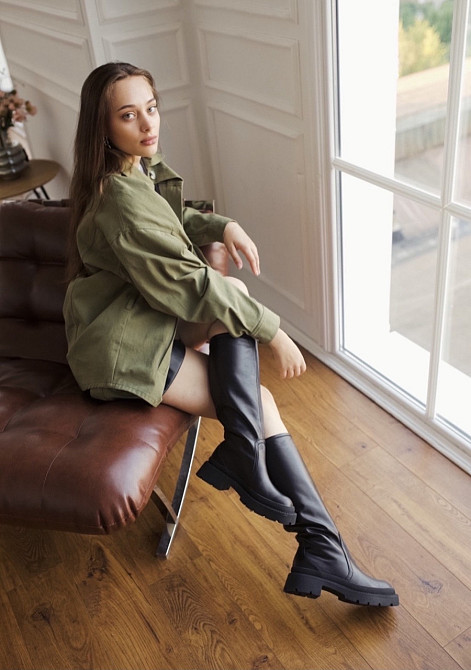 Olli Чоботи жіночі OLLI чорні натуральна шкіра зима высота 39 см (C-1-10203) 38 Коломия - фото 1