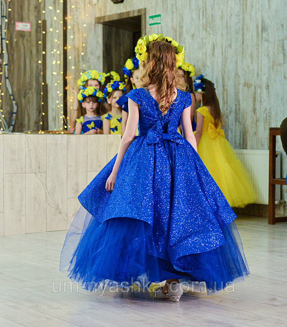 Длинное нарядное блестящее платье Бетси 128-134 Кривой Рог - изображение 3