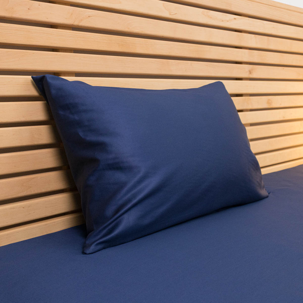 Наволочка на подушку 70х70 см сатин гладкофарбований 135 г/м2 YouStar 1 шт. (Темно-синій) Суми - фото 1
