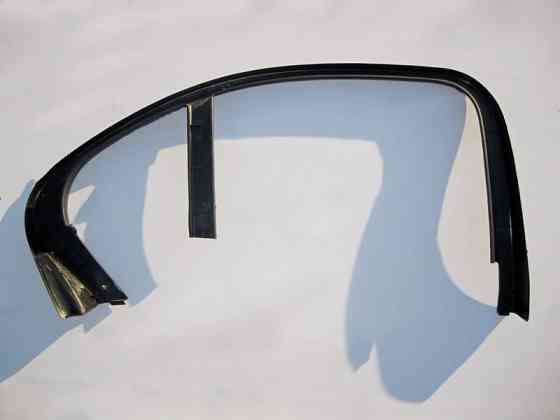 Mercedes-Benz  A2057370271 Обшивка рами вікна задніх правих дверей C-Class W205 Одеса