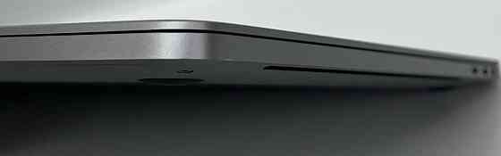 Ноутбук: Apple MacBook Pro Retina 15.4" (2017) Core i7 3.1GHz. 16Gb. SSD512Gb. Київ