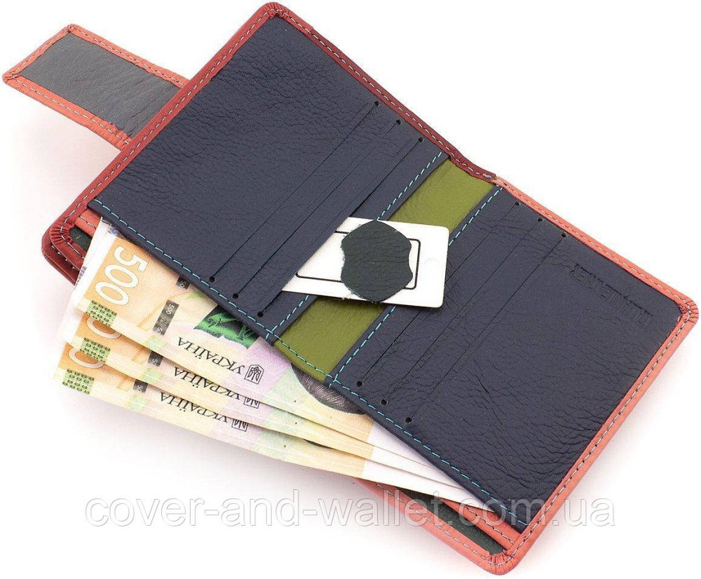 Жіночий компактний гаманець з натуральної шкіри рожевого кольору з хлястиком на магніті ST Leather Київ - фото 7