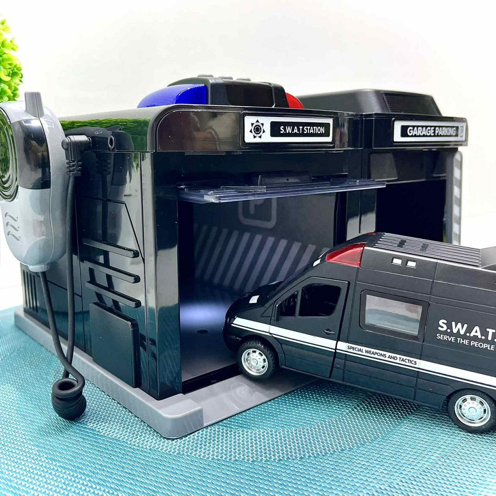 Ігровий набір Chengmei Toys Гараж з машинкою Швидка допомога зі світловими та звуковими ефектами (CLM-557) Чернигов - изображение 1