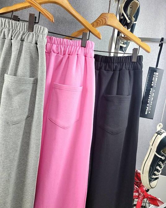 Жіночий стильний спортивний прогулянковий костюм-двійка з розрізами на кофті та штанах двонитка люкс + рибана Сірий Одеса - фото 2