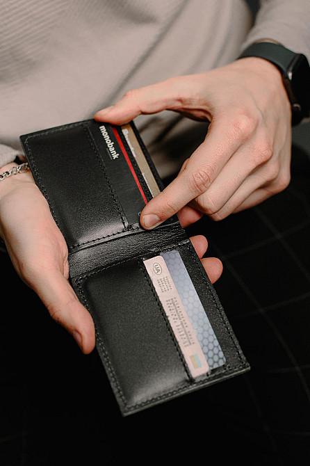 Чоловічий гаманець-біфолд із натуральної гладкої шкіри SR004 (Чорний) Суми - фото 4