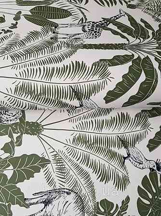 Шпалери флізелінові дитячі Caselio Our Planet джунглі рослини тварини слони, тигри зелені папуги на білому Київ