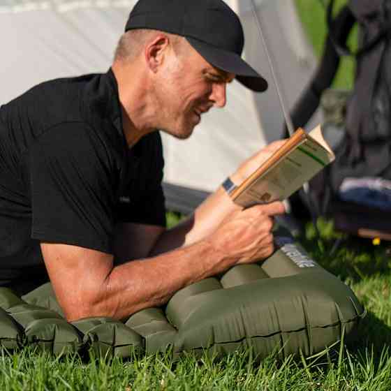Матрац туристичний надувний одномісний Naturehike CNK2550WS019, 200x60x9.5 см, зелений, прямокутний із мішком для надування Київ
