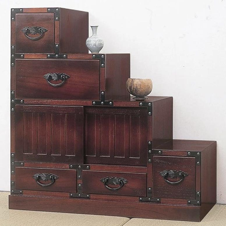 Комод тансу 