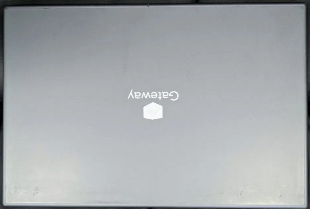 Ноутбук Тонкий Gateway 15 AMD Ryzen R7 3700 8Gb. DDR4 128-1TB. SSD m2. Київ - фото 2