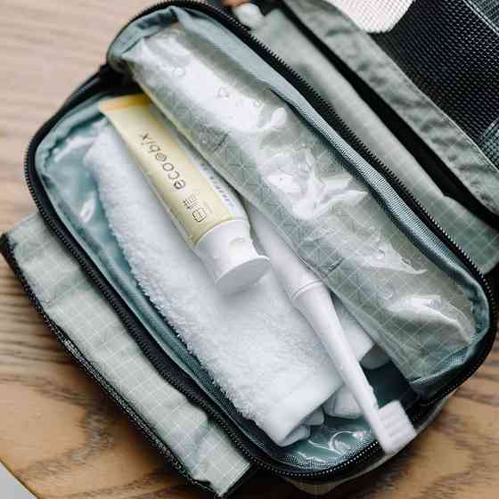 Косметичка Naturehike NH20SN010, розмір L, чорна Киев