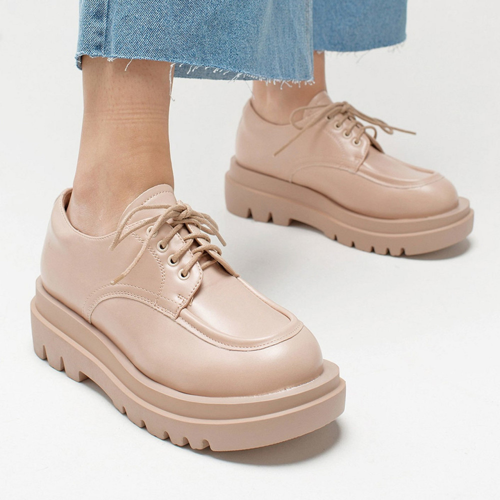 Жіночі Бежеві броги Туфлі Оксфорди Танкетка Сліпони Шкіряні Мокасини (розміри: 36,37,38,39,40,41) Дніпро - фото 1