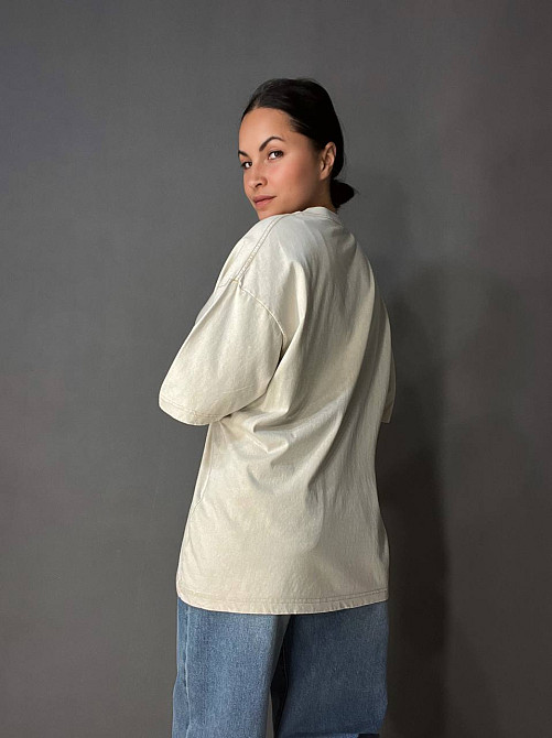 Футболка женская A-N 26089 тай-дай оверсайз с камнями буква B, бежевый, one size Киев - изображение 7