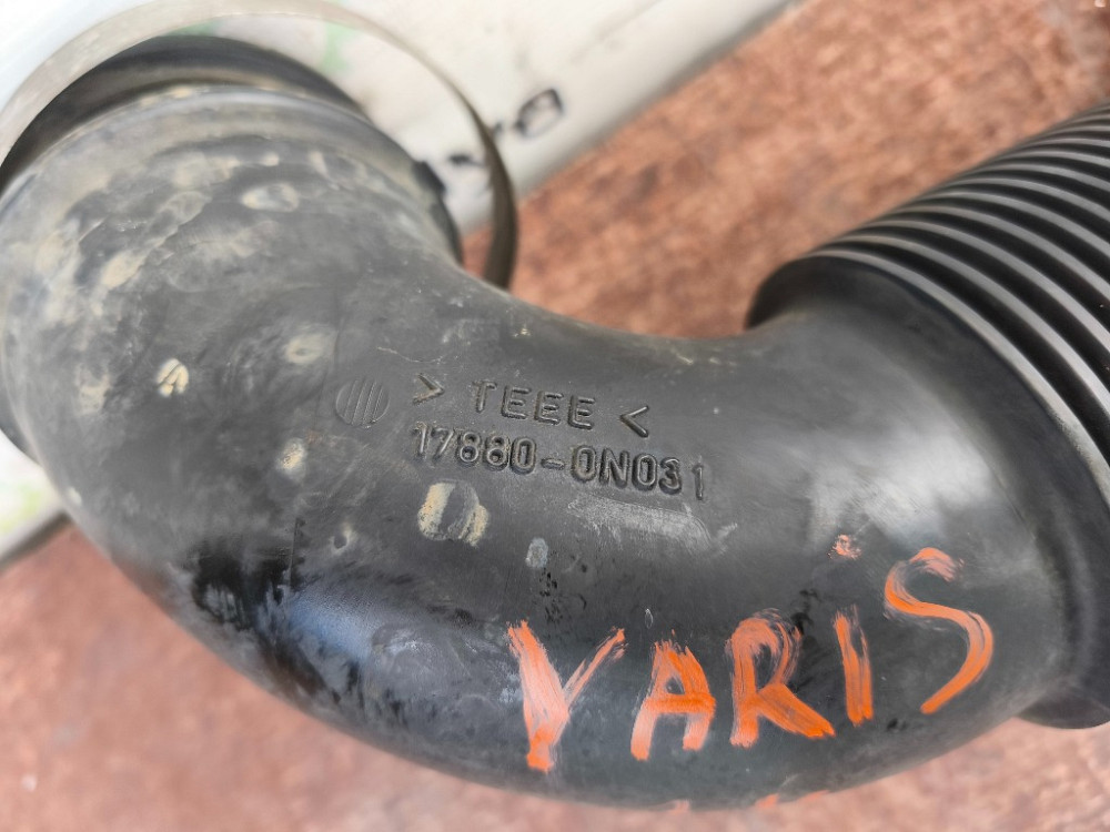 Патрубок повітряного фільтра Toyota Yaris 1.4 D4D 2005-2011 (17880-0N031) Ковель - изображение 2