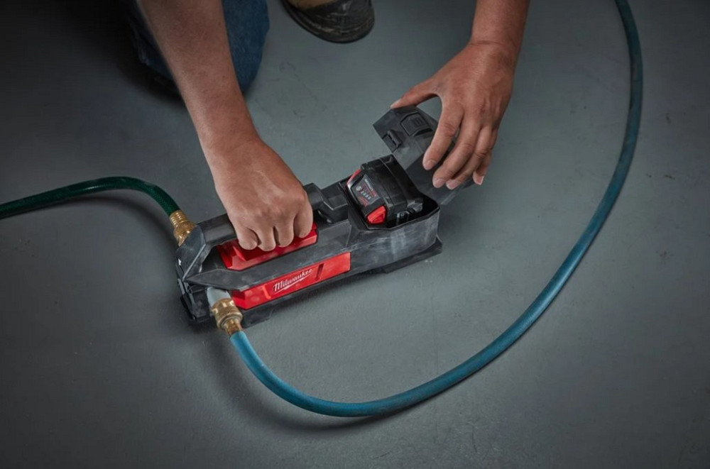 Насос для води акумуляторний MILWAUKEE M18 BTP-0 Одеса - фото 4