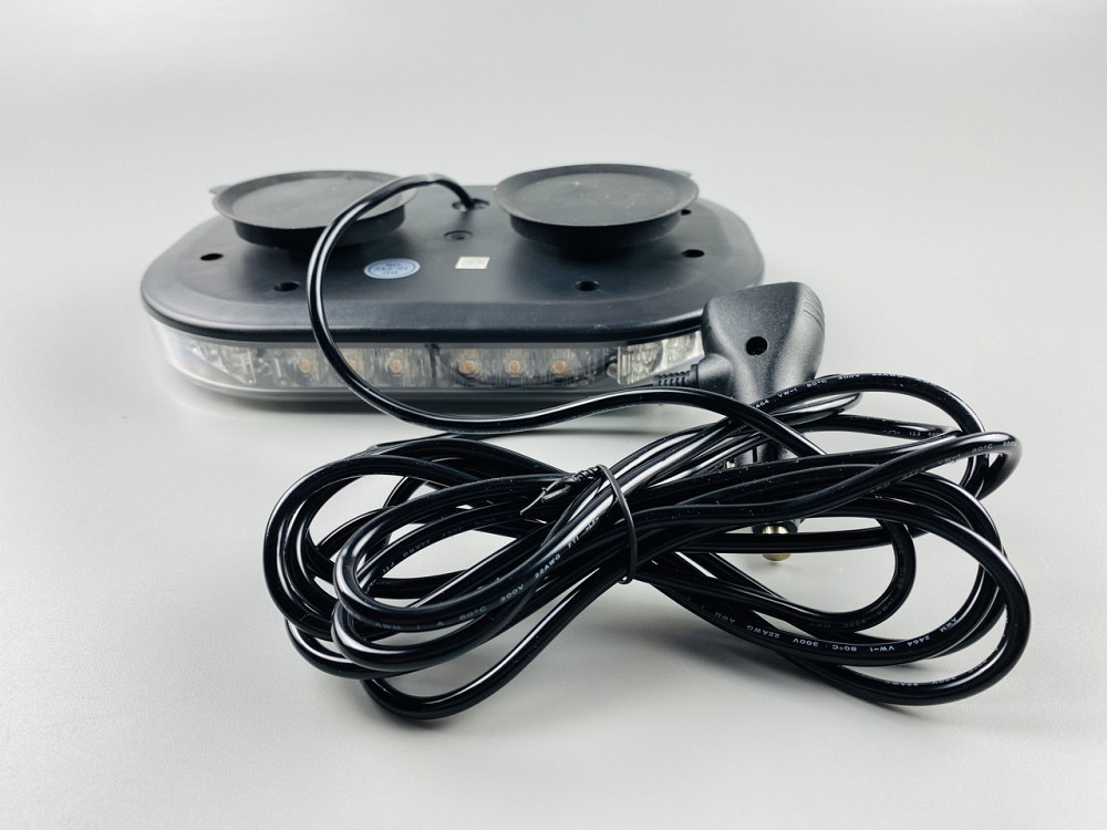 Проблисковий маячок світлодіодний для спецтехніки 12В/24В живлення від прикурювача на магніті LED діодний маяк Мукачево - фото 5