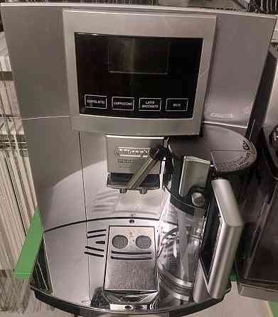 Кофеварка Delonghi . Киев