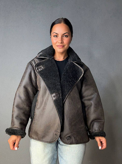 Дублянка жіноча Aftf Basic 242 з темним хутром на ґудзиках коричнева, коричневий, M Київ - фото 17