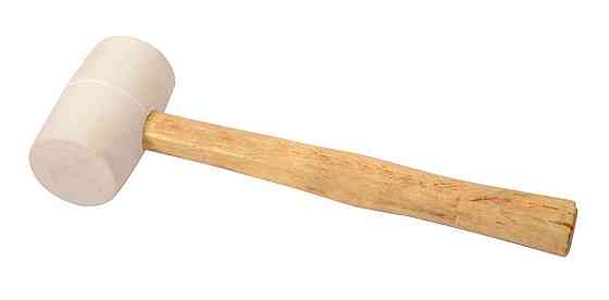 Киянка резиновая MASTERTOOL 55 мм 340 г ручка из дерева белая 02-0311 Ровно