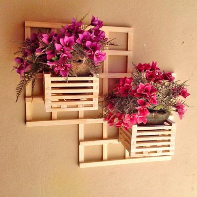 Полка настенная для цветов 