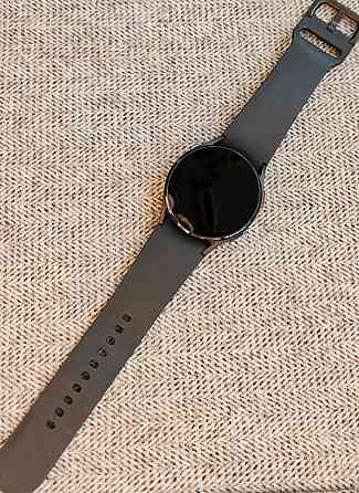 Смарт -Часы Samsung Watch 4 40mm. Киев
