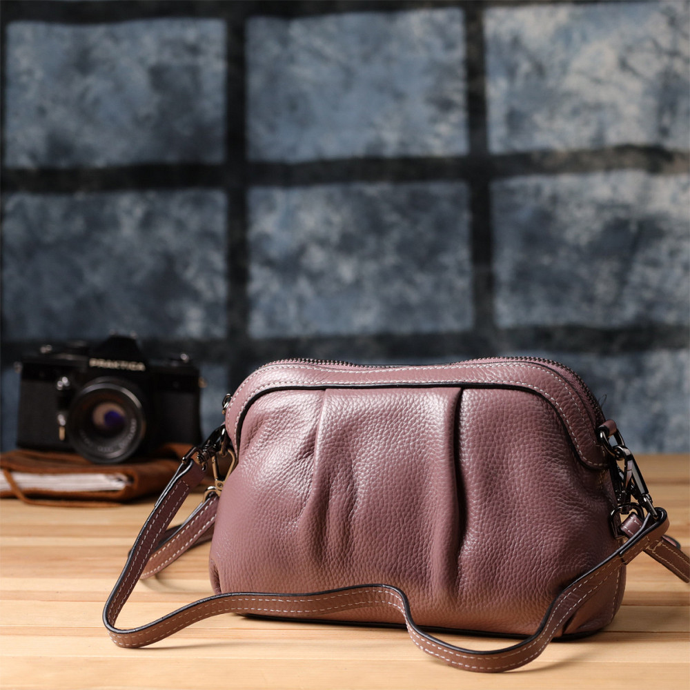 Цікава жіноча шкіряна сумка з ефектним драпіруванням Vintage 22898 Пурпурний Київ - фото 8