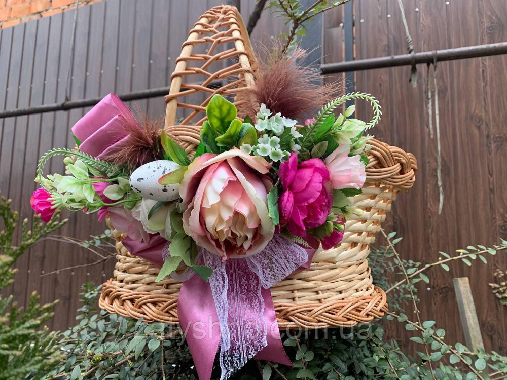 Корзинка с украшением, плетеная из лозы Киев - изображение 1