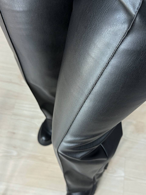 Брюки жіночі Gritana 201 з екошкіри прямі зі стрілкою чорні, чорний, L Київ - фото 7