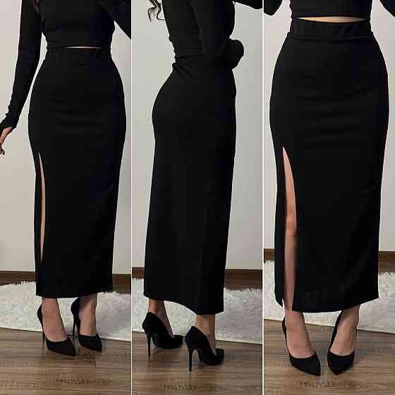 Жіноча базова максіспідниця з привабливим розрізом креп дайвінг 46/48 Одеса