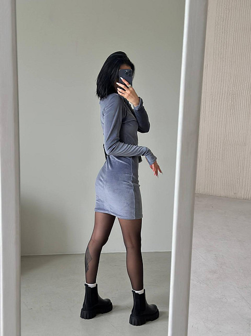 Жіноче святкове елегантне велюрове мініплаття Сірий, 46/48 Одеса - фото 6