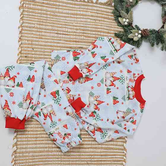 Хлопковая новогодняя детская пижама с гномами (свитшот + штаны) Каменец-Подольский