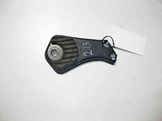 Mercedes-Benz  A2133521200 Права упорна пластина задньої балки E-Class W213 C238 CLS C257 Одеса