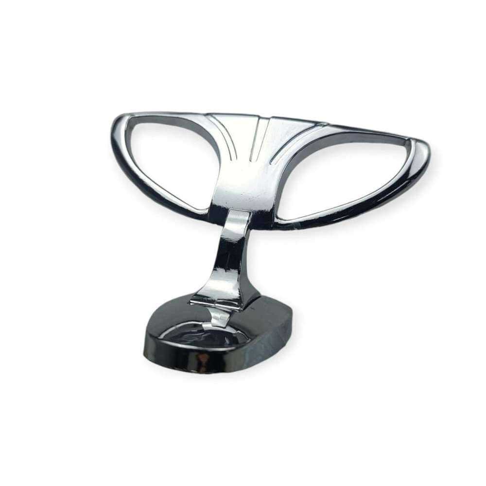 Эмблема капота 