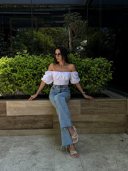 Жіночий романтичний топ у базовому кольорі з котону Одеса - фото 2
