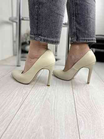 Nivelle Туфлі жіночі NIVELLE бежеві натуральна шкіра каблук 11 см 36р. 39р. (1740/10502-10512) Коломыя